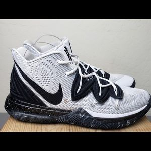 Kyrie 5 Cookies and Cream Basketball Shoe